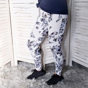 Hibiscus Ribbed Mesh Moto Legging